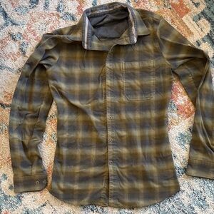 KÜHL Gray Textured Flannel